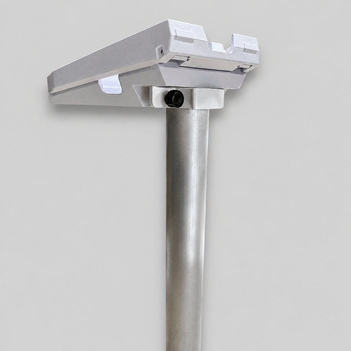 Quick-release combination kickstand mounted on a pipe adapter for Starlink Gen 3 Standard dish, demonstrating the pipe mounting configuration